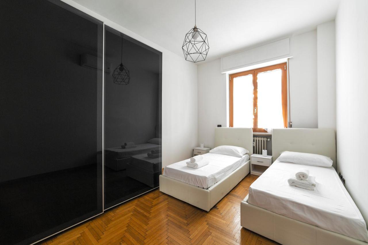 Cenisio M5 Lovely - With Balcony! Appartement